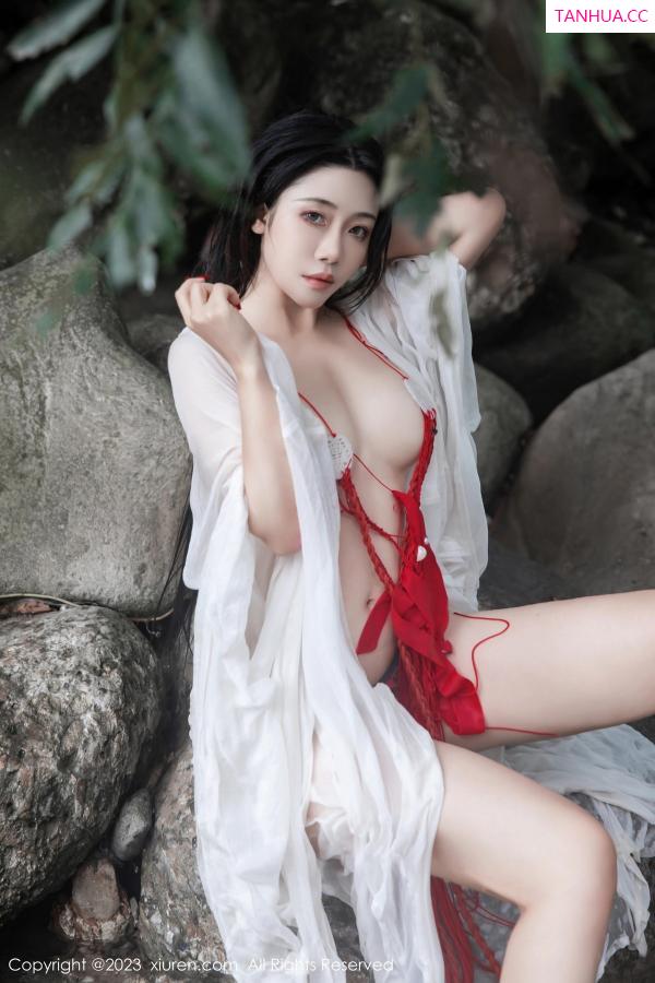   [XiuRen]高清写真图 2023.08.28 No.7295 严利娅Yuliya 妲己美臀第74张图片